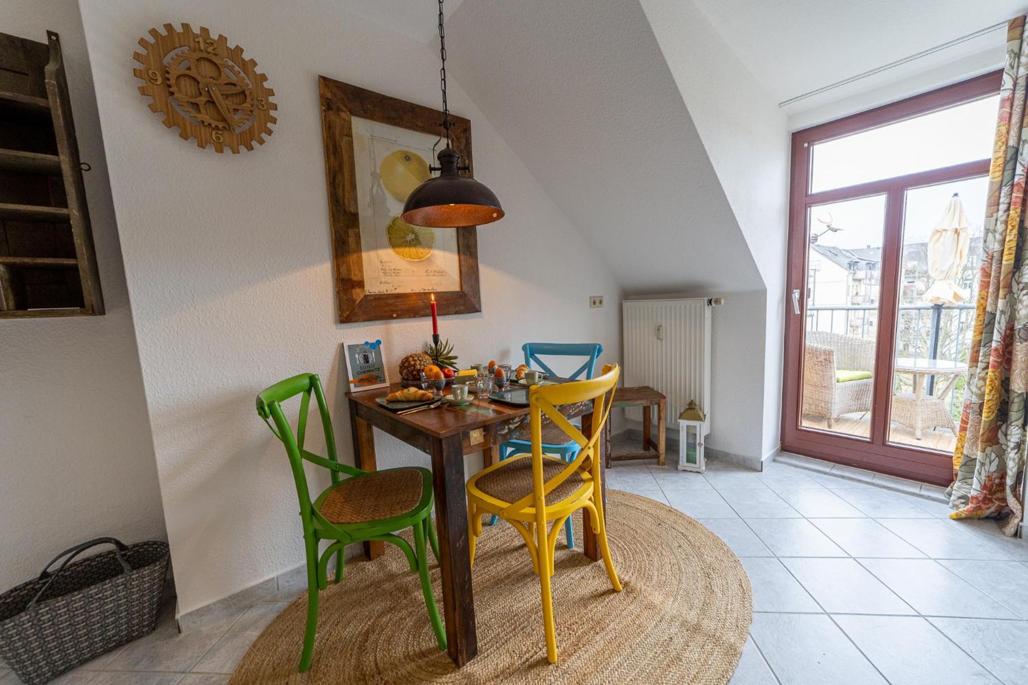 Schlossberg-Domizil Mit Weitblick - Arbeitsplatz, Balkon, Netflix, Badewanne & Yogamatte Chemnitz Esterno foto